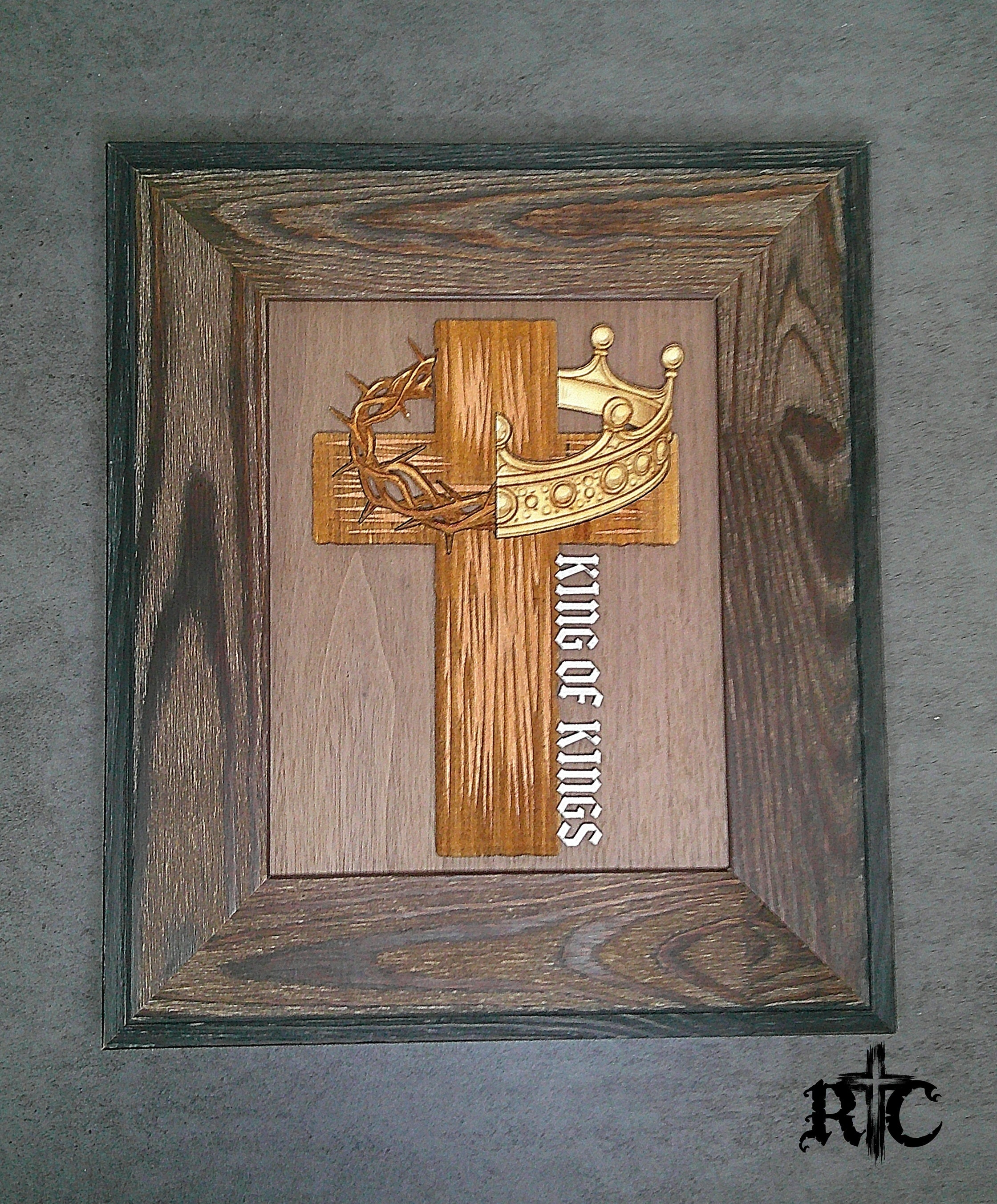 Wooden cross with crowns and 'King of Kings' inscription frame for wall decor